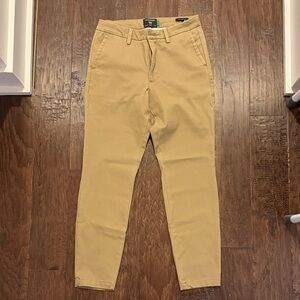 Women’s Dockers skinny weekend chino pants